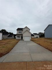 1159 Summerhill Street SW, Lenoir, NC 28645