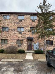 1507 Crimson Lane 2A, Palatine, IL 60074