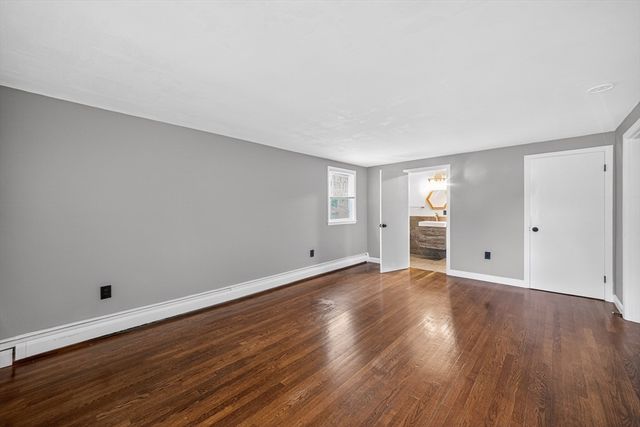61 Jordan St, Chelmsford, MA 01863
