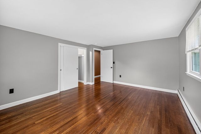 61 Jordan St, Chelmsford, MA 01863