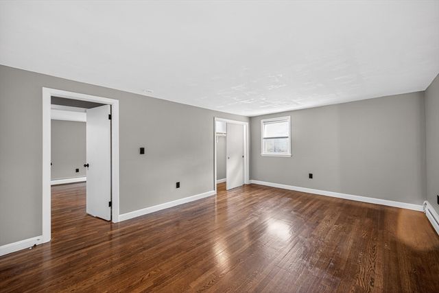 61 Jordan St, Chelmsford, MA 01863