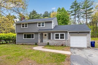 61 Jordan St, Chelmsford, MA 01863