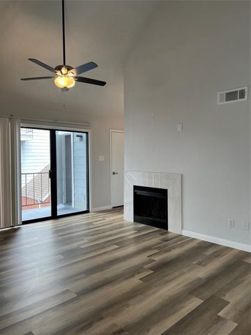 14550 Fonmeadow Drive 1106, Houston, TX 77035