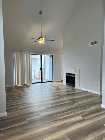 14550 Fonmeadow Drive 1106, Houston, TX 77035