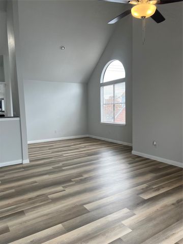 14550 Fonmeadow Drive 1106, Houston, TX 77035