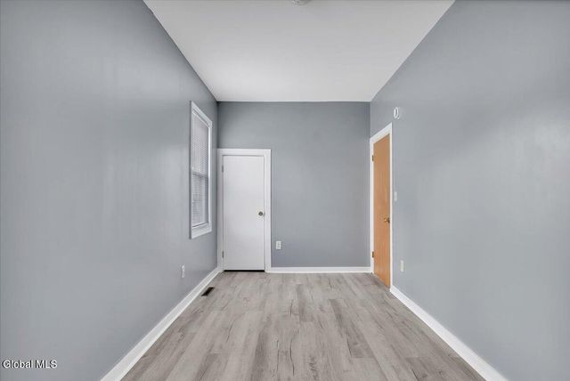 39 111th Street, Troy, NY 12182