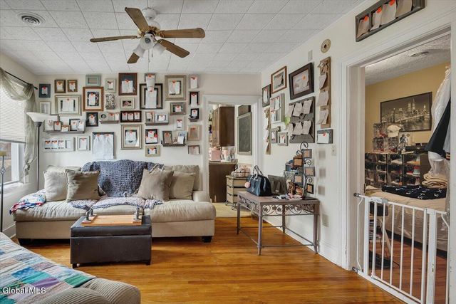 39 111th Street, Troy, NY 12182