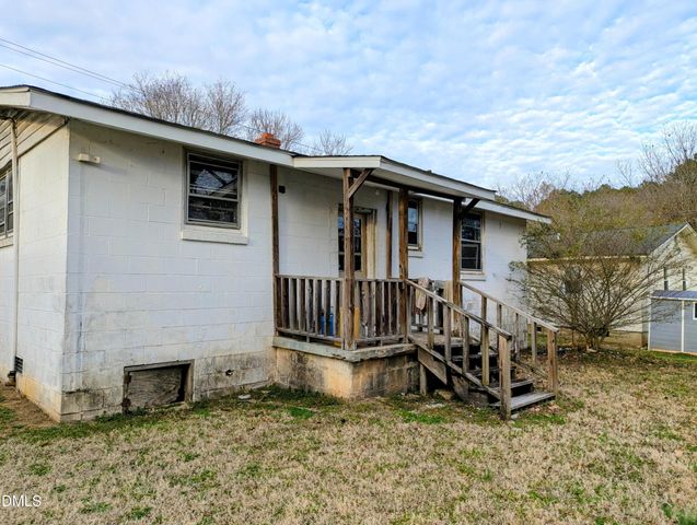 214 E Persimmon Street, Youngsville, NC 27596