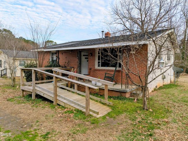 214 E Persimmon Street, Youngsville, NC 27596