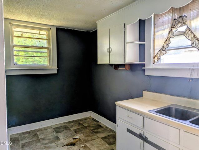 214 E Persimmon Street, Youngsville, NC 27596