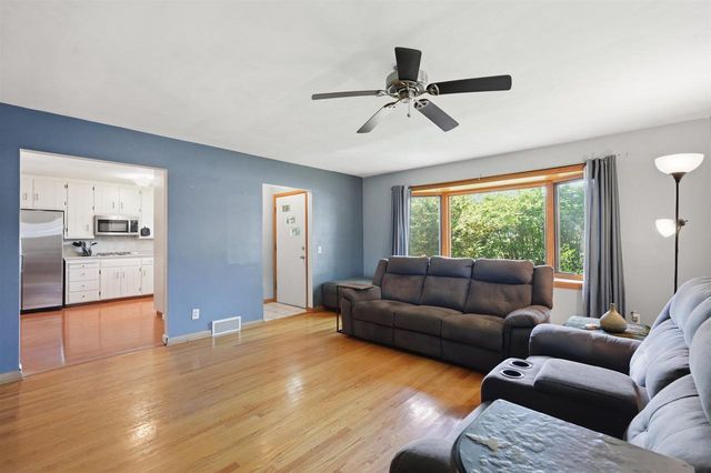 549 N Main Street, Cottage Grove, WI 53527