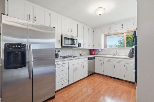 549 N Main Street, Cottage Grove, WI 53527