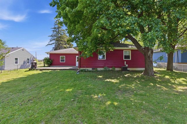 549 N Main Street, Cottage Grove, WI 53527