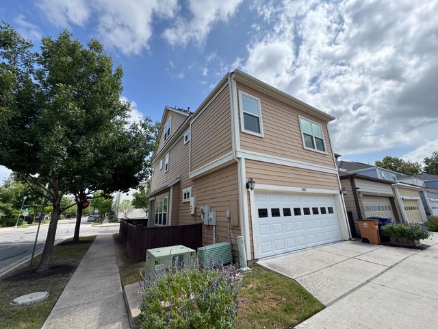 2033 Philomena ST, Austin, TX 78723