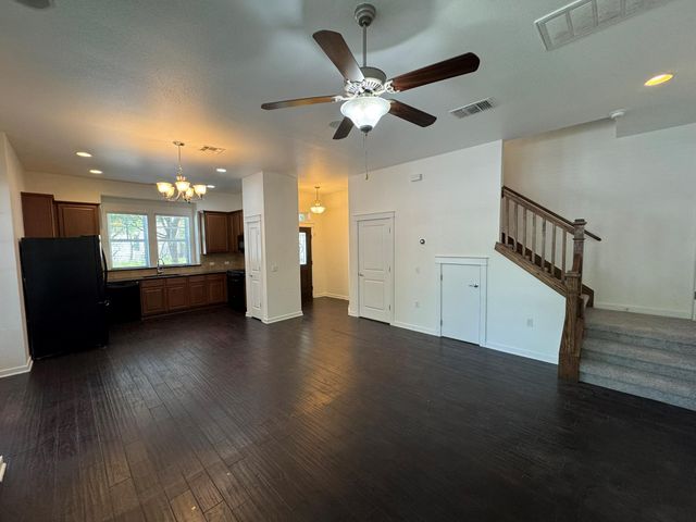 2033 Philomena ST, Austin, TX 78723