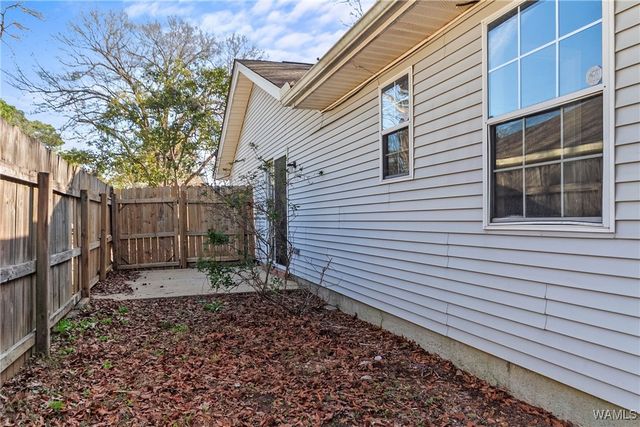 2600 17th, Northport, AL 35476