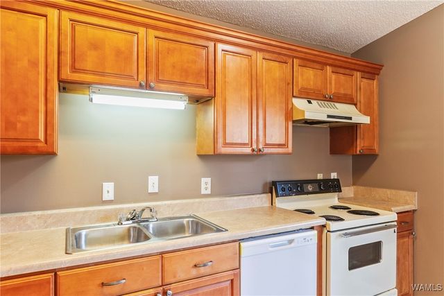 2600 17th, Northport, AL 35476