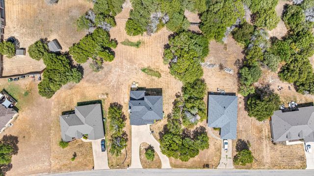 1004 W Apache Trail, Granbury, TX 76048