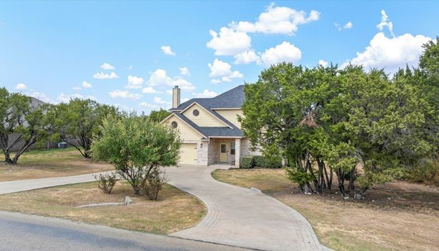 1004 W Apache Trail, Granbury, TX 76048
