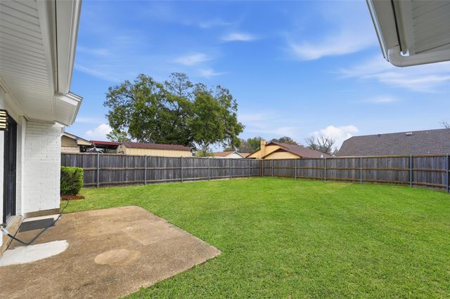 1902 Berkner Drive, Richardson, TX 75081