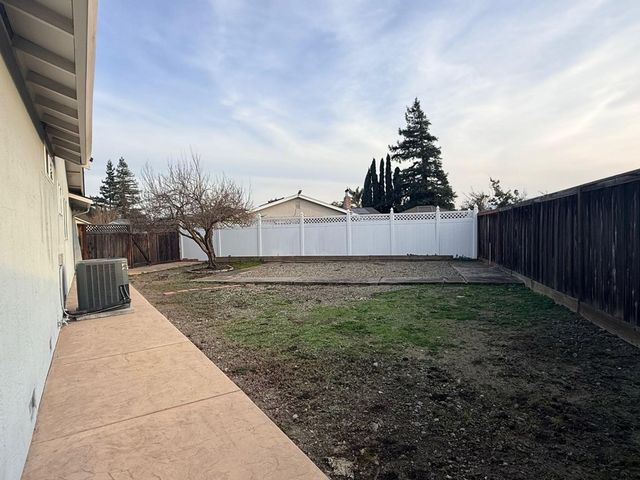 6869 Massey Ct, Pleasanton, CA 94588