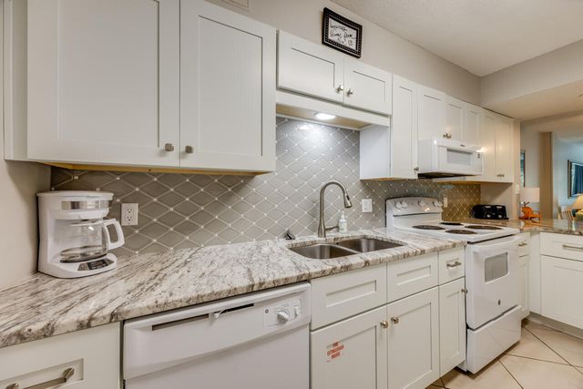 1114 Santa Rosa Boulevard, UNIT 208, Fort Walton Beach, FL 32548