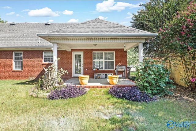 1605 Lake Pointe Drive SW, Decatur, AL 35603