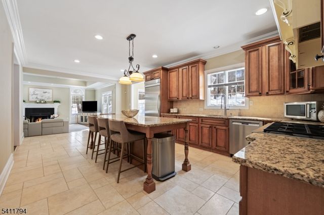 59 Station Rd, Branchburg Twp., NJ 08876