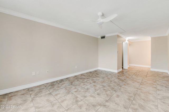 935 N Halifax Ave Apt 107, Daytona Beach, FL 32118