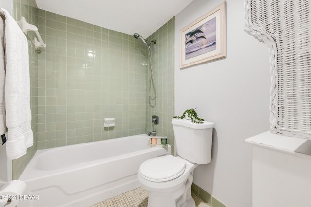 935 N Halifax Ave Apt 107, Daytona Beach, FL 32118