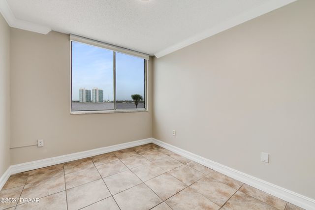 935 N Halifax Ave Apt 107, Daytona Beach, FL 32118