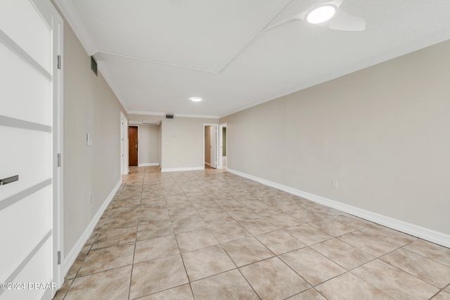 935 N Halifax Ave Apt 107, Daytona Beach, FL 32118