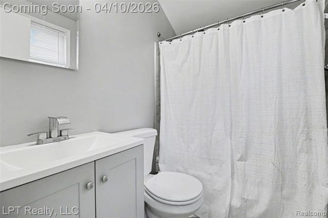 17333 Mansfield Street, Detroit, MI 48235