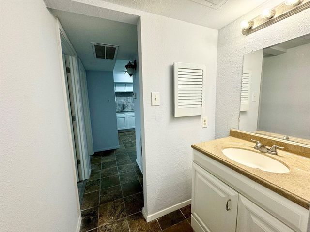 9801 Walnut Street 108, Dallas, TX 75243