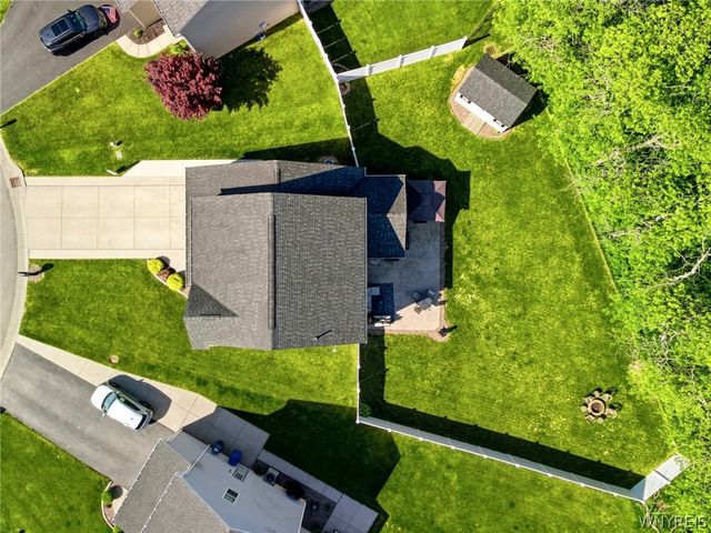 5789 Willow Creek Lane, Cambria, NY 14132