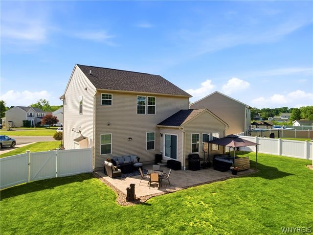 5789 Willow Creek Lane, Cambria, NY 14132