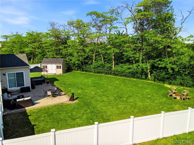 5789 Willow Creek Lane, Cambria, NY 14132