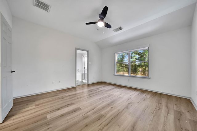 26 Peachridge Place, Spring, TX 77382