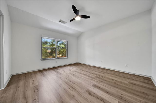 26 Peachridge Place, Spring, TX 77382