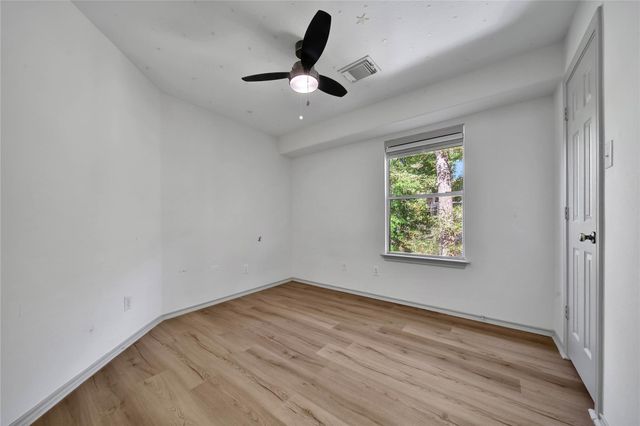26 Peachridge Place, Spring, TX 77382