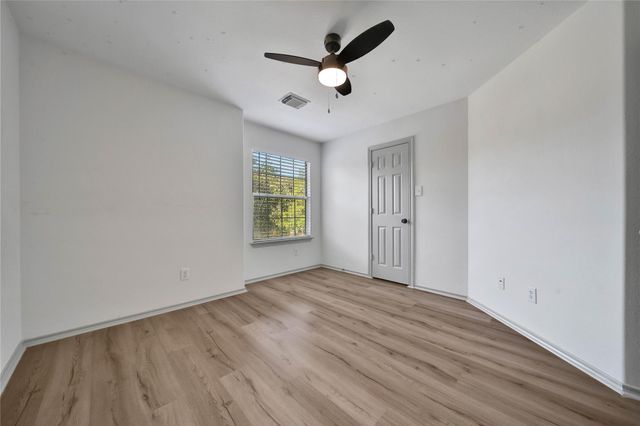 26 Peachridge Place, Spring, TX 77382