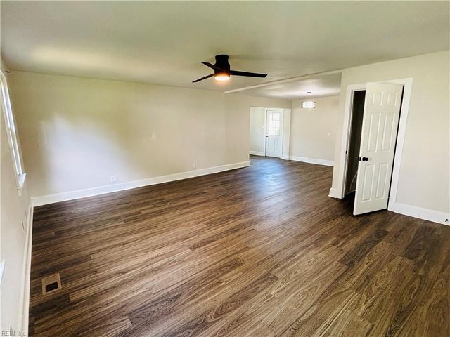 2331 Azalea AVE, Portsmouth, VA 23704