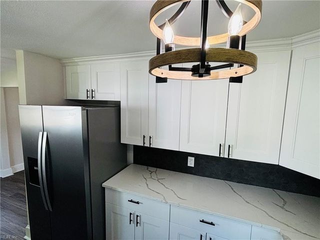 2331 Azalea AVE, Portsmouth, VA 23704