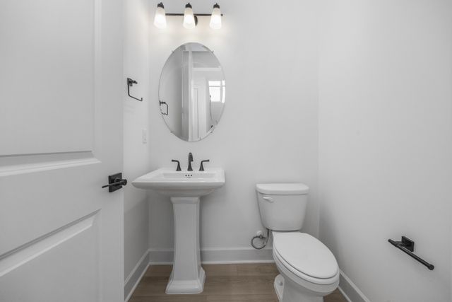 301 Lynwood Station Boulevard, Mount Juliet, TN 37122