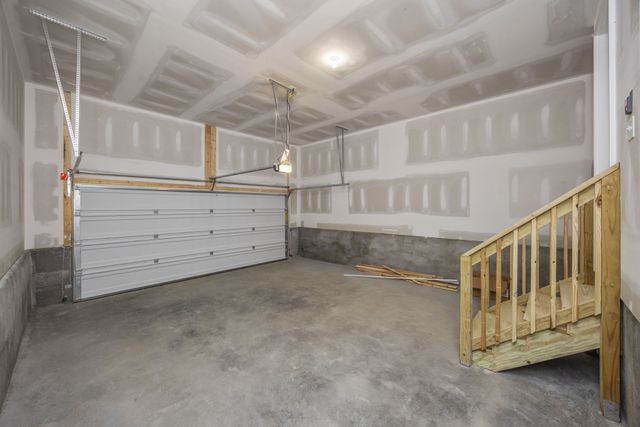 301 Lynwood Station Boulevard, Mount Juliet, TN 37122