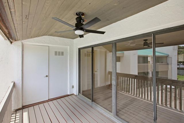 412 Southwind Drive E2, North Palm Beach, FL 33408