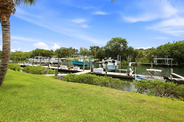 412 Southwind Drive E2, North Palm Beach, FL 33408