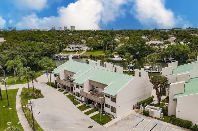 412 Southwind Drive E2, North Palm Beach, FL 33408