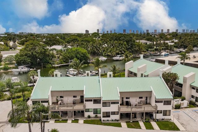 412 Southwind Drive E2, North Palm Beach, FL 33408