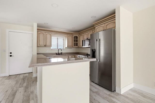 412 Southwind Drive E2, North Palm Beach, FL 33408